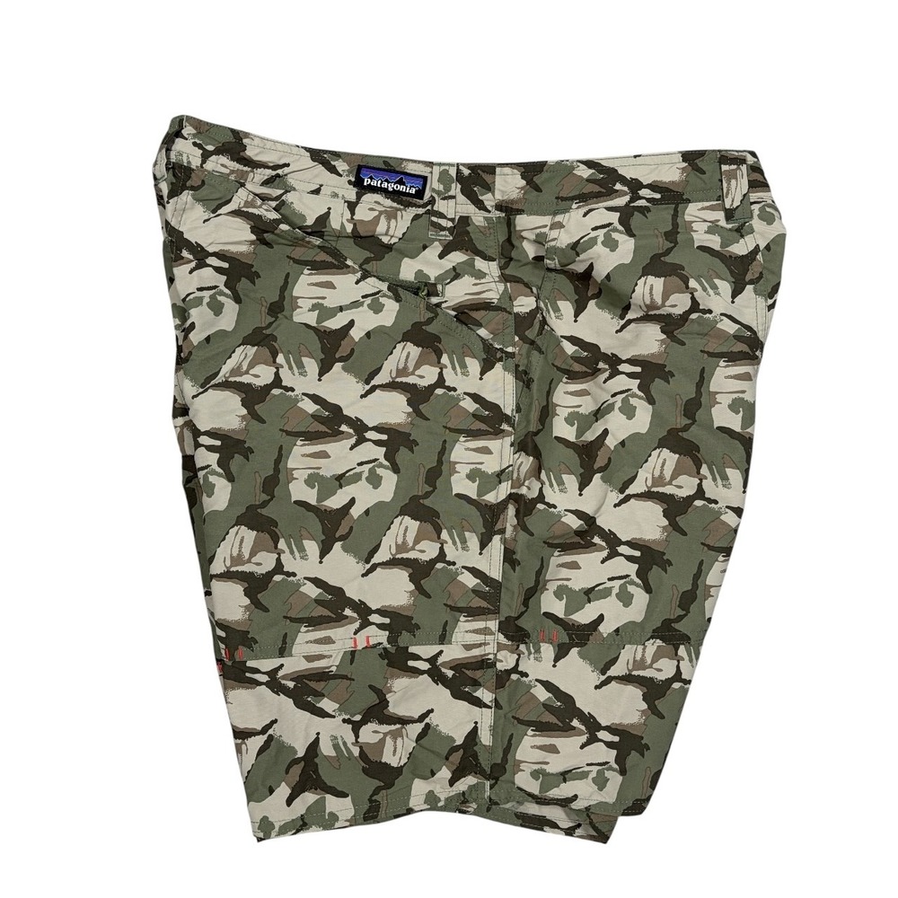 Patagonia Wavefarer Stand Up Shorts Mens 36 Camo Nylon Hybrid Hiking Swim